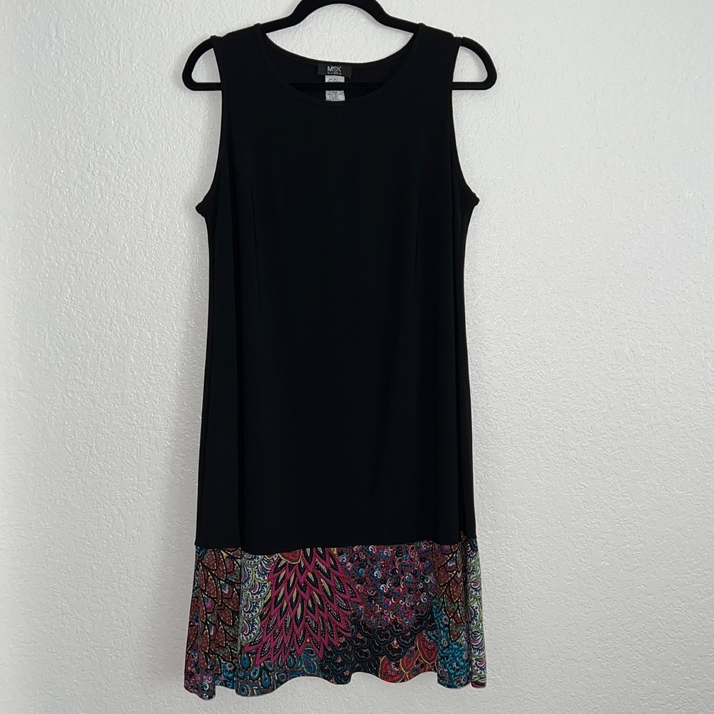 sleeveless dress